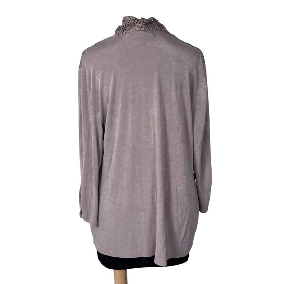 Travelers By Chicos Open Front Perforated Cardigan Size 2 Taupe Lightweight Topp - Picture 3 of 11